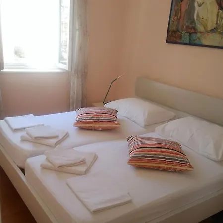 Asja Apartment *