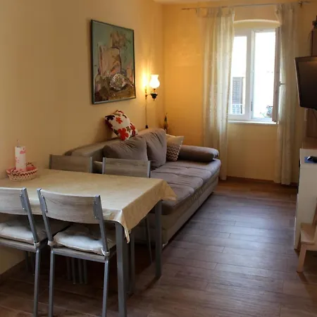 Asja Apartment